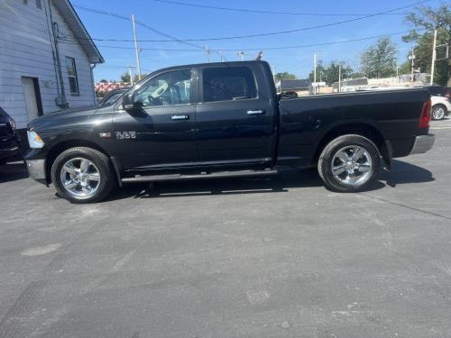 2016 RAM 1500 SLT