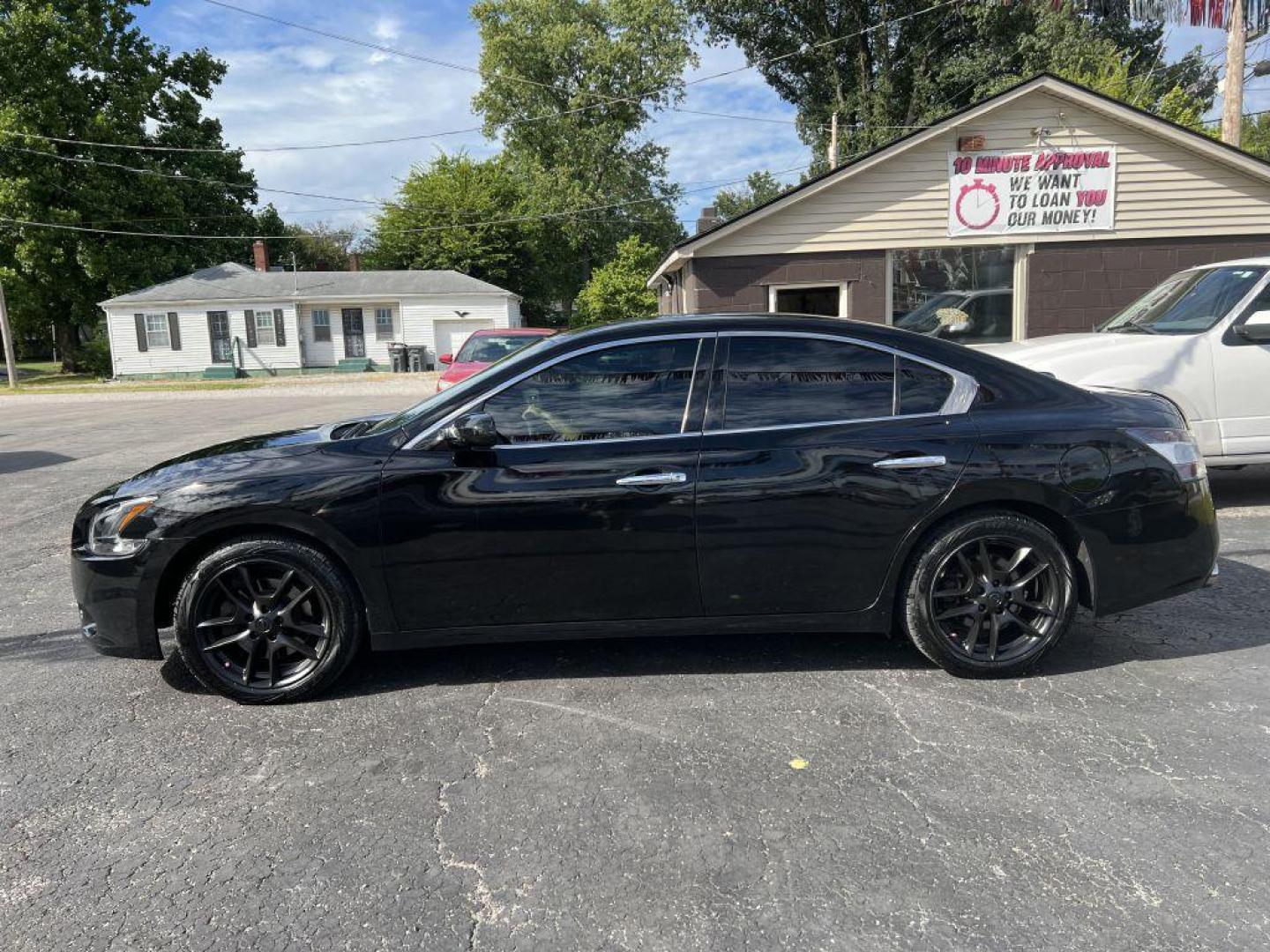 2014 BLACK NISSAN MAXIMA S (1N4AA5AP6EC) with an 3.5L engine, Automatic transmission, located at 1056 E Riverside Dr, Evansville, IN, 47714, (812) 423-7026, 37.953491, -87.546654 - Photo#0