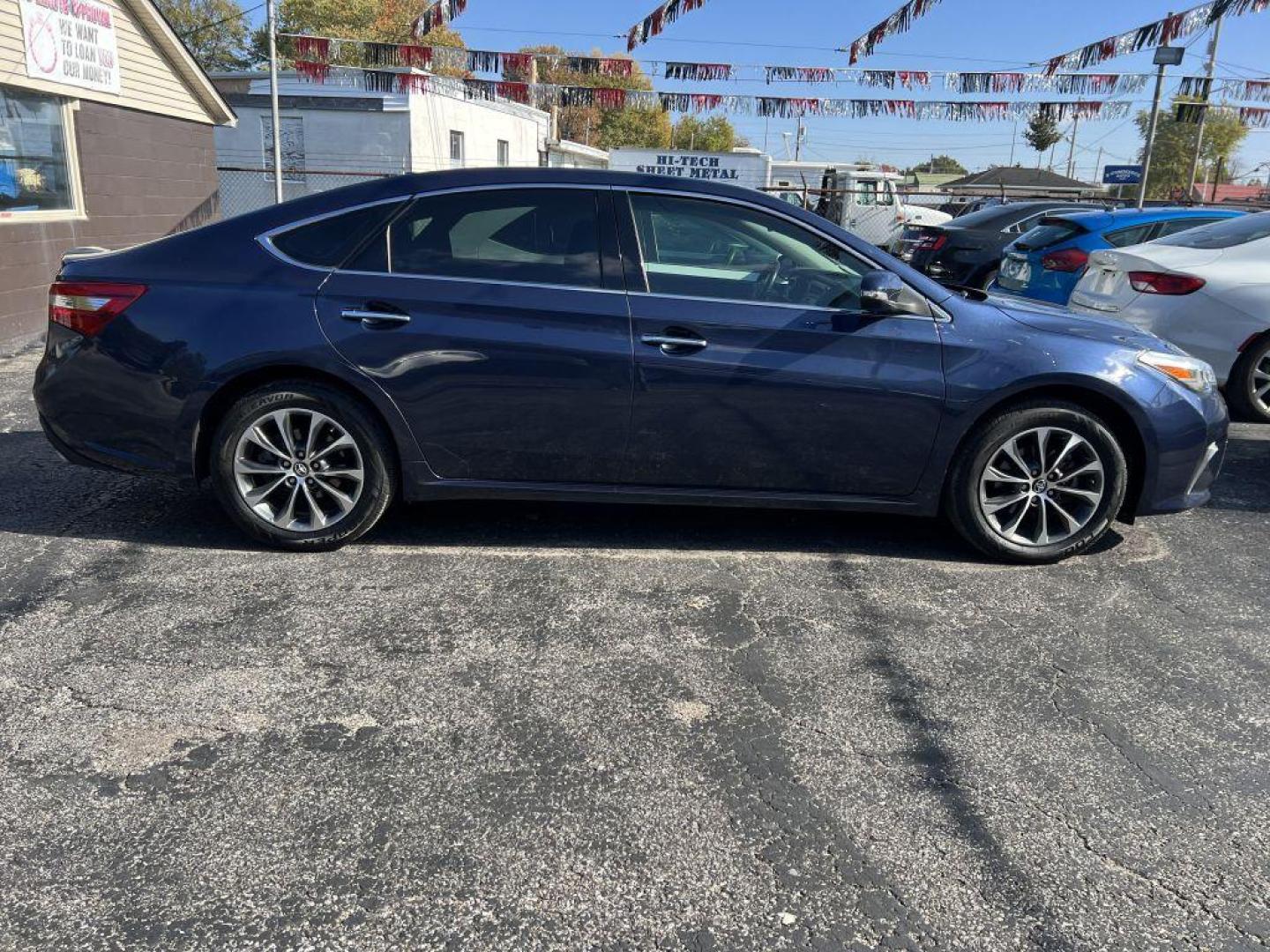 2016 BLUE TOYOTA AVALON XLE (4T1BK1EB4GU) with an 3.5L engine, Automatic transmission, located at 1056 E Riverside Dr, Evansville, IN, 47714, (812) 423-7026, 37.953491, -87.546654 - Photo#0