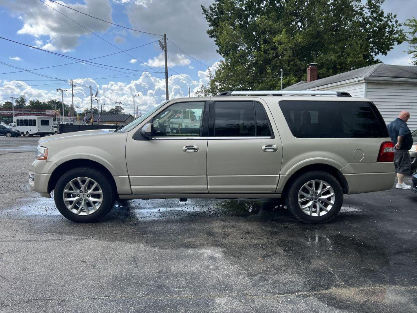 2017 GOLD FORD EXPEDITION EL LIMITED (1FMJK2AT4HE) with an 3.5L engine, Automatic transmission, located at 1056 E Riverside Dr, Evansville, IN, 47714, (812) 423-7026, 37.953491, -87.546654 - Photo#0