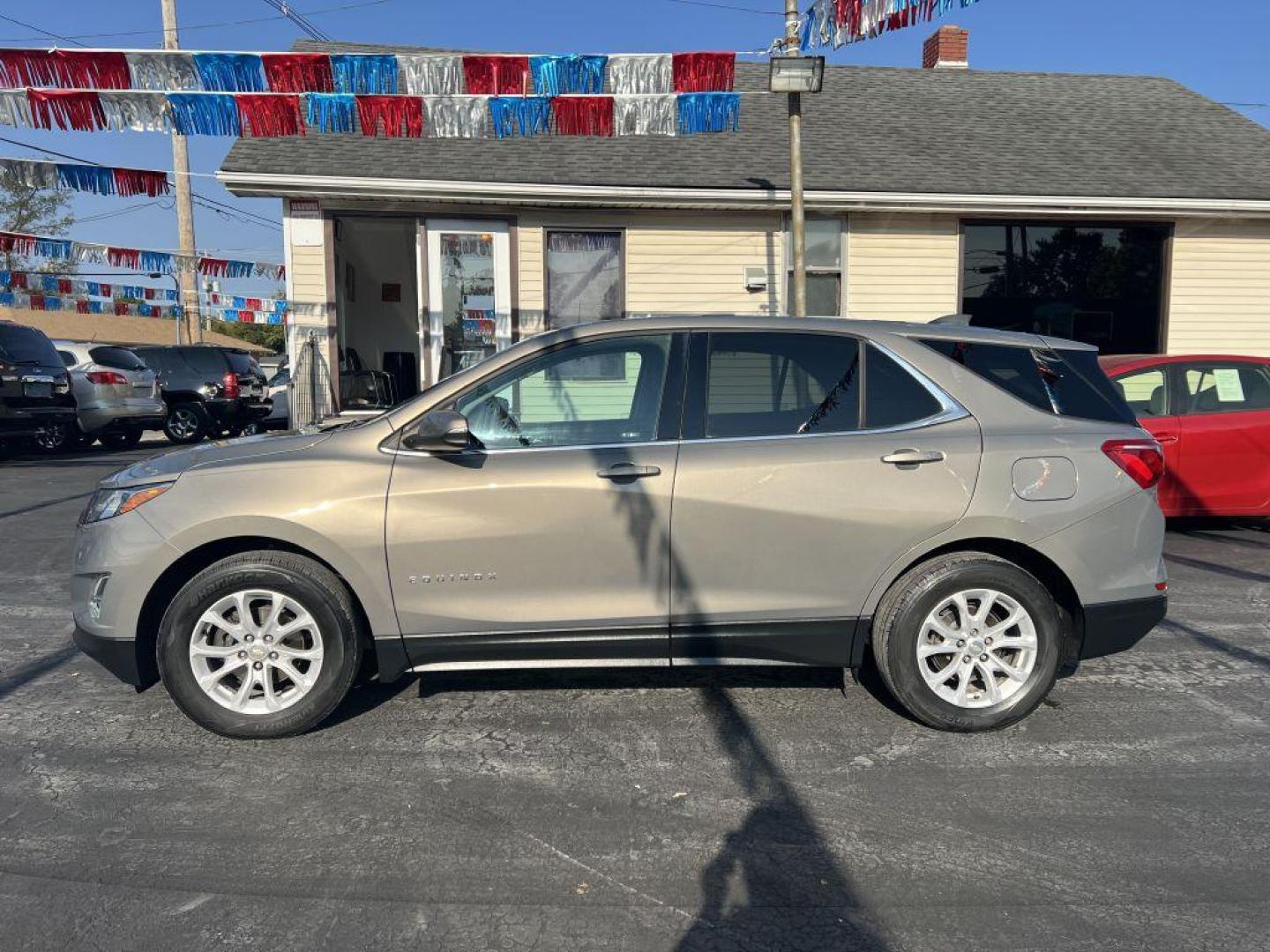 2018 BROWN CHEVROLET EQUINOX LT (3GNAXJEV0JS) with an 1.5L engine, Automatic transmission, located at 1056 E Riverside Dr, Evansville, IN, 47714, (812) 423-7026, 37.953491, -87.546654 - Photo#0