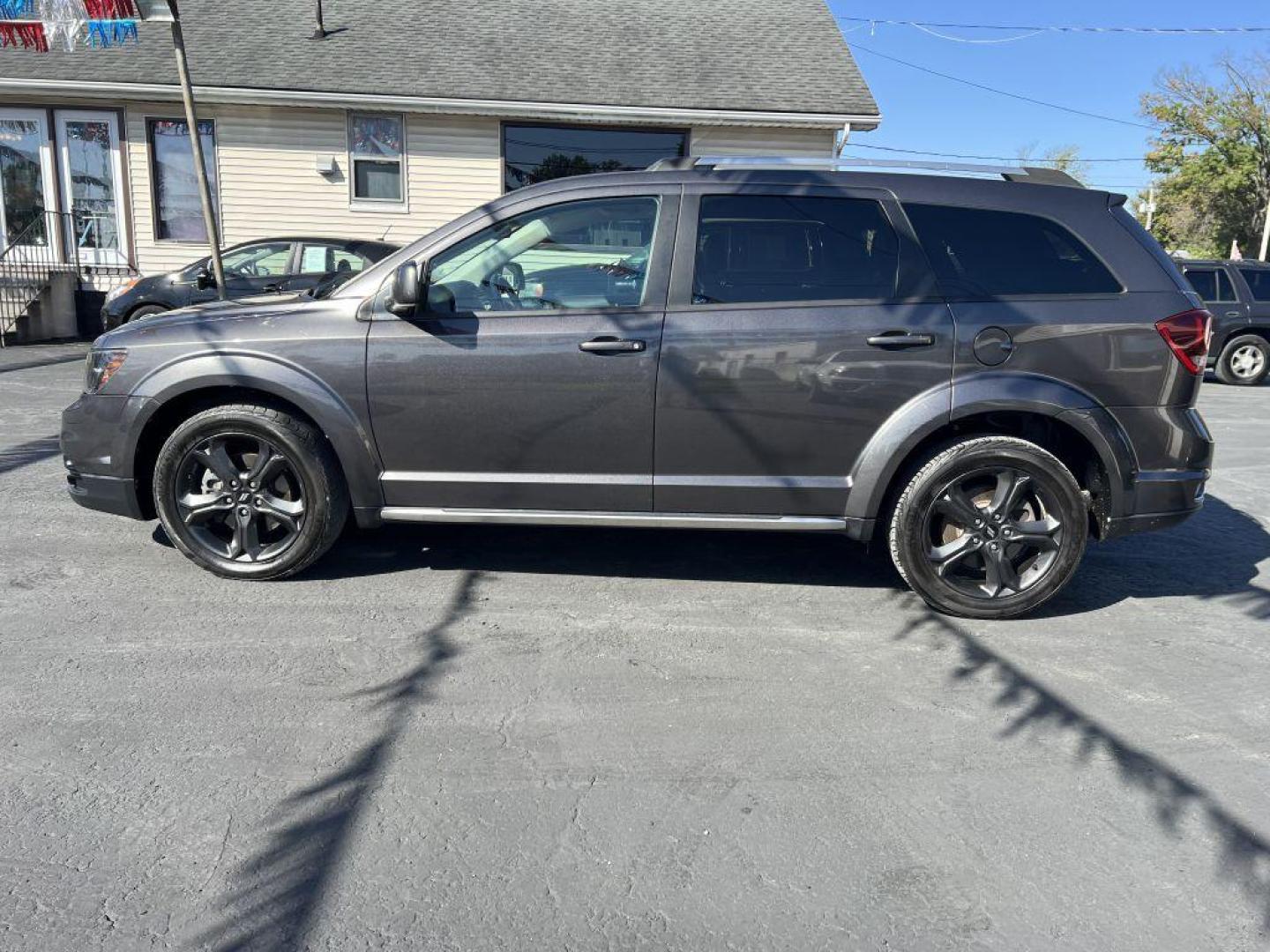 2018 GRAY DODGE JOURNEY CROSSROAD (3C4PDCGG2JT) with an 3.6L engine, Automatic transmission, located at 1056 E Riverside Dr, Evansville, IN, 47714, (812) 423-7026, 37.953491, -87.546654 - Photo#0