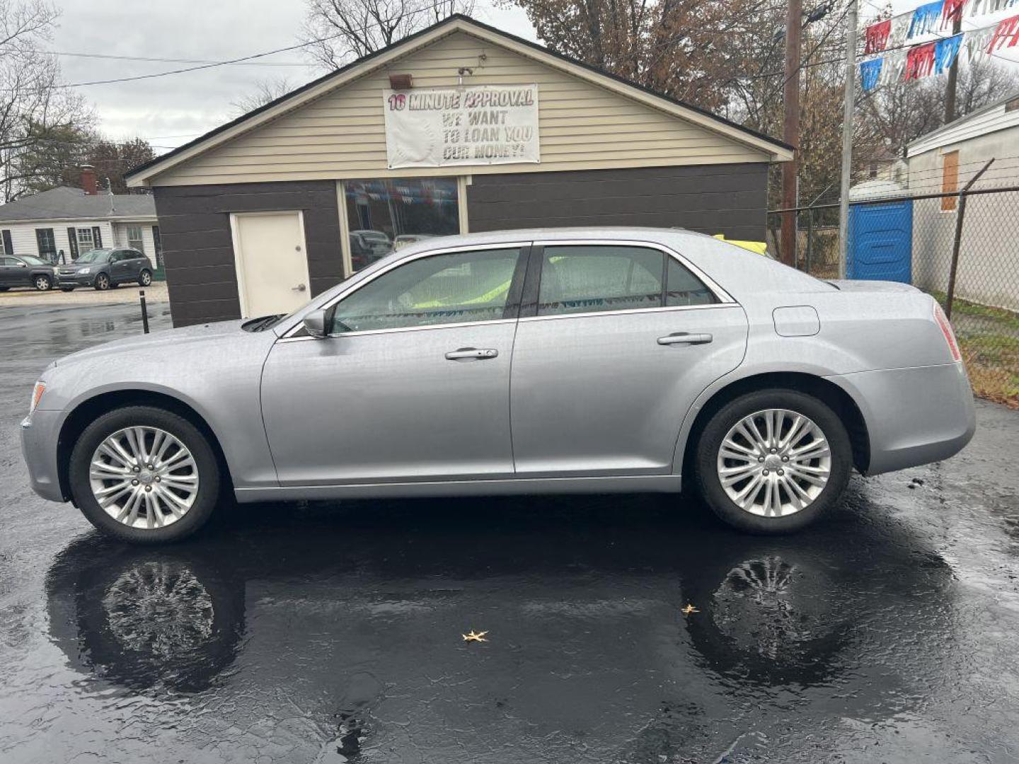 2014 SILVER CHRYSLER 300 (2C3CCARG3EH) with an 3.6L engine, Automatic transmission, located at 1056 E Riverside Dr, Evansville, IN, 47714, (812) 423-7026, 37.953491, -87.546654 - Photo#0